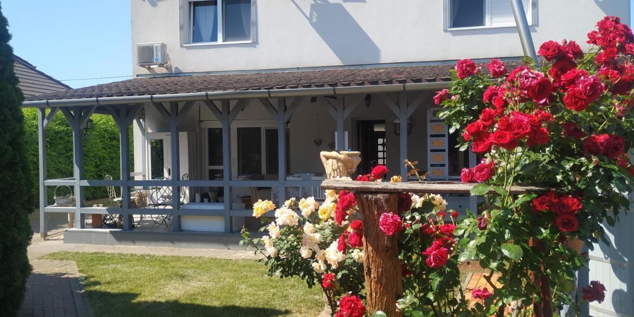 Villa Harmónia Gyula Exterior foto